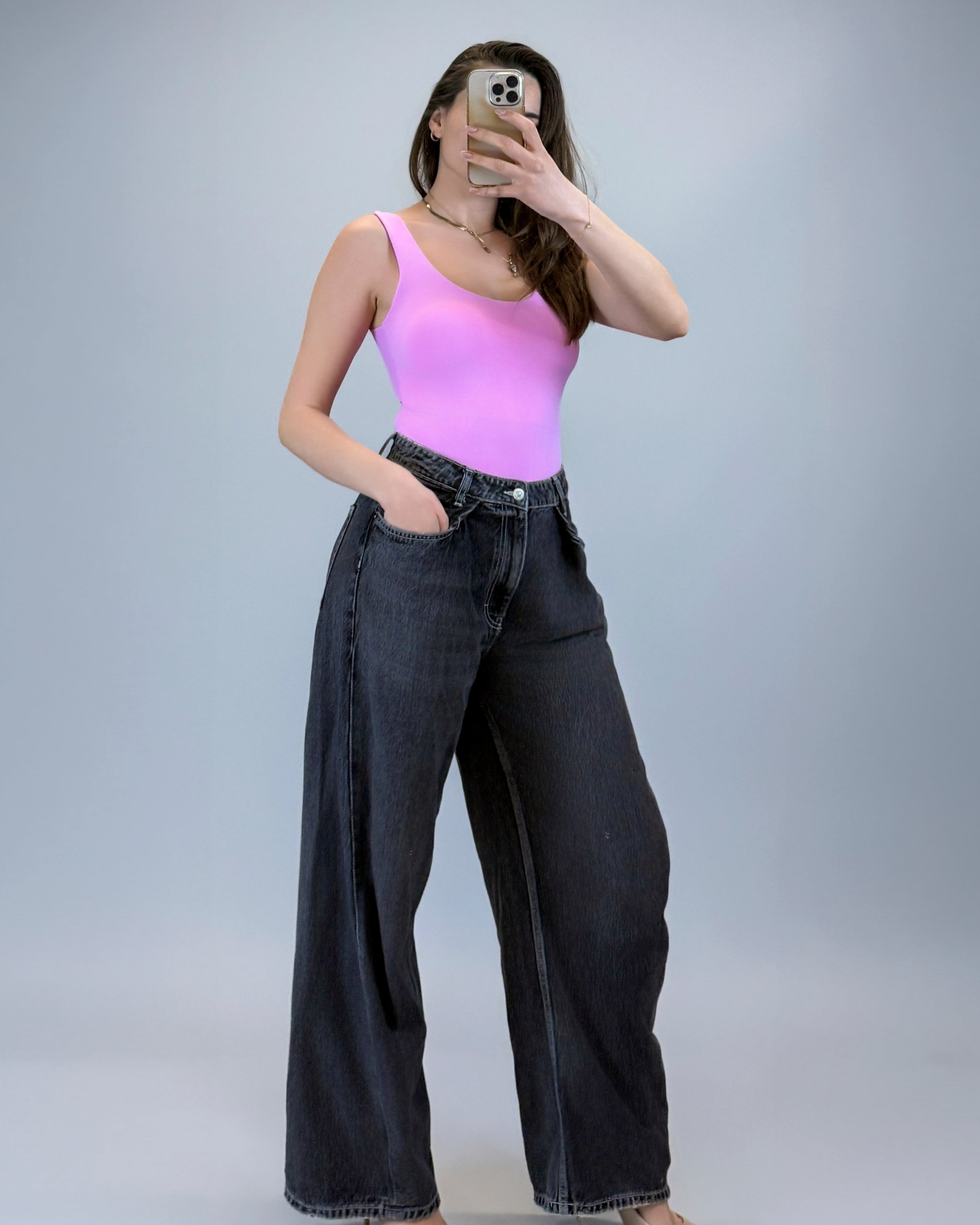 Body Ariana