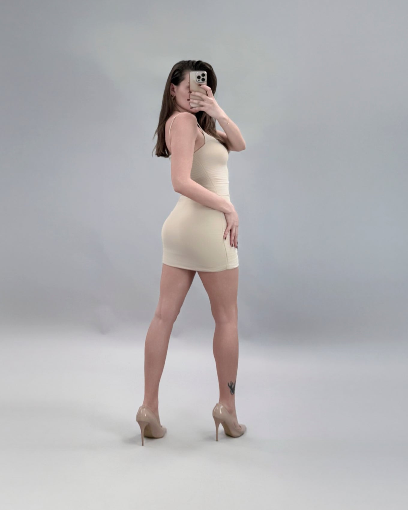 Abito Megan