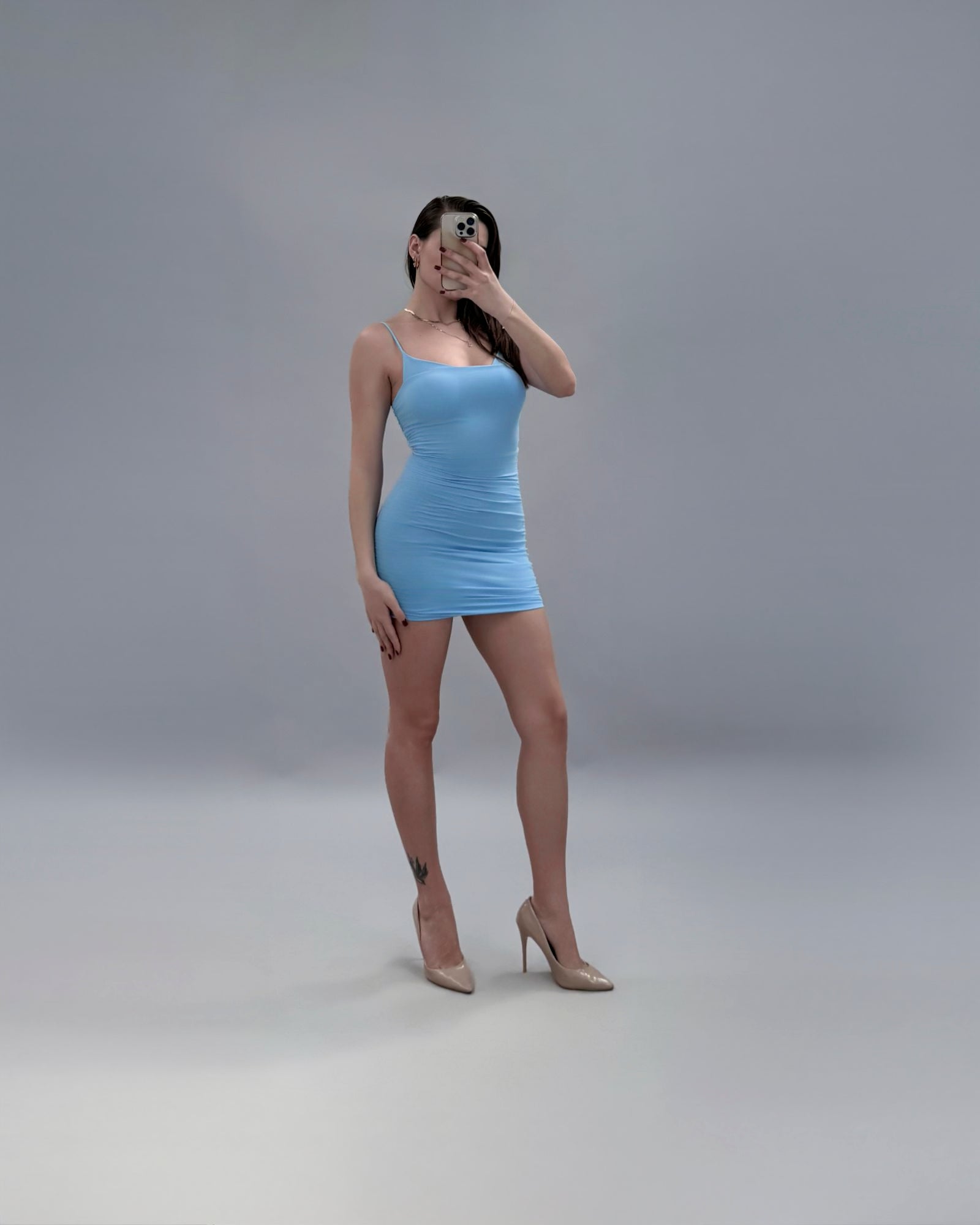 Abito Megan
